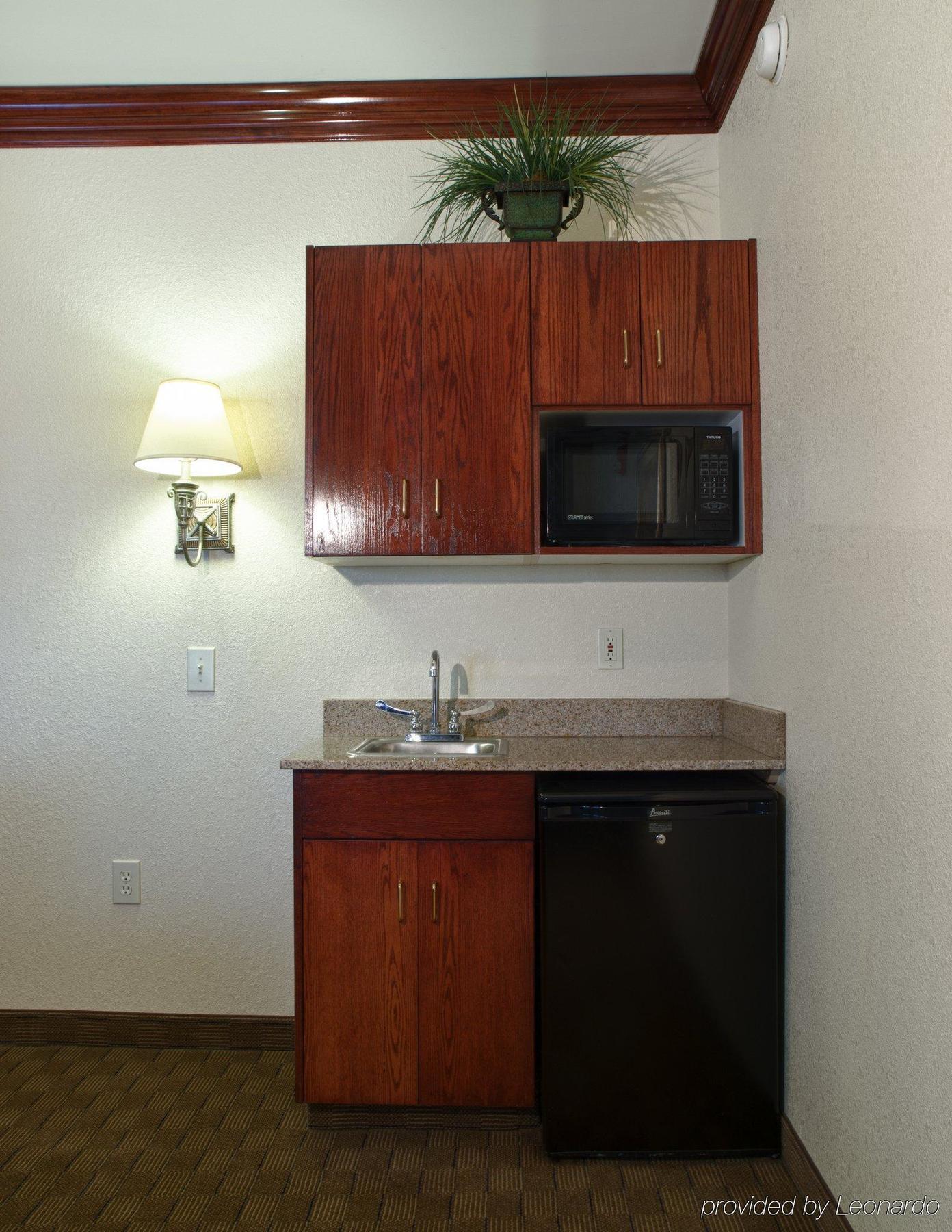 Spark By Hilton Spring Fayetteville