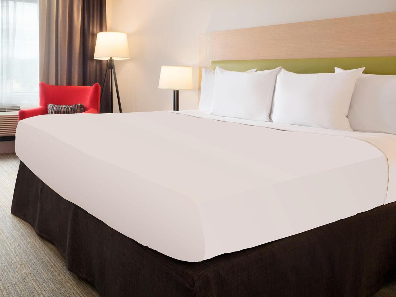Hotel & - Fayetteville Spring Lake