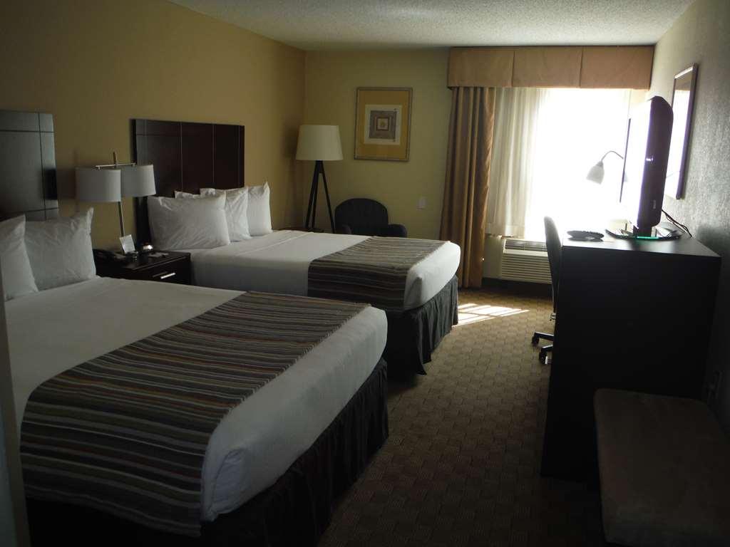 Spark By Hilton Spring Fayetteville