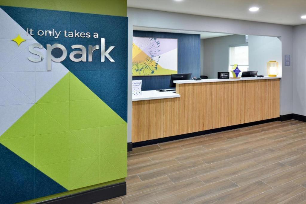 Spark By Hilton Spring Fayetteville Spring Lake