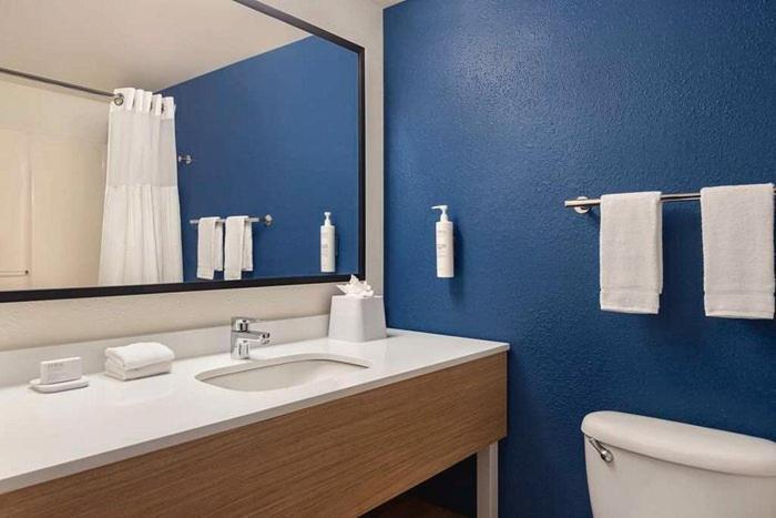 Hotel Spark By Hilton Spring Fayetteville
