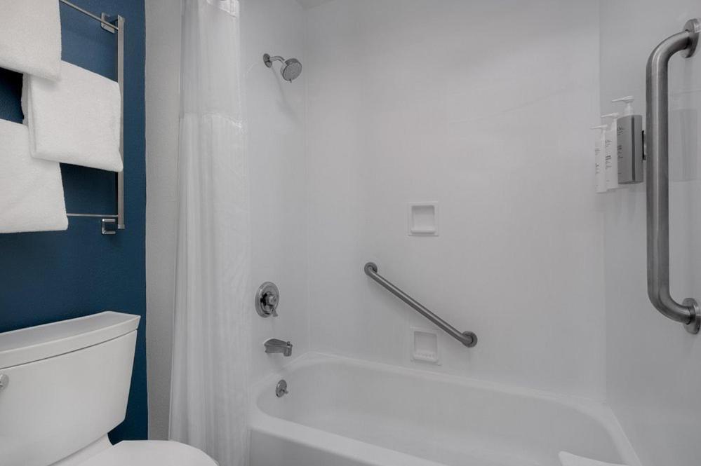 Hotel Spark By Hilton Spring Fayetteville Spring Lake