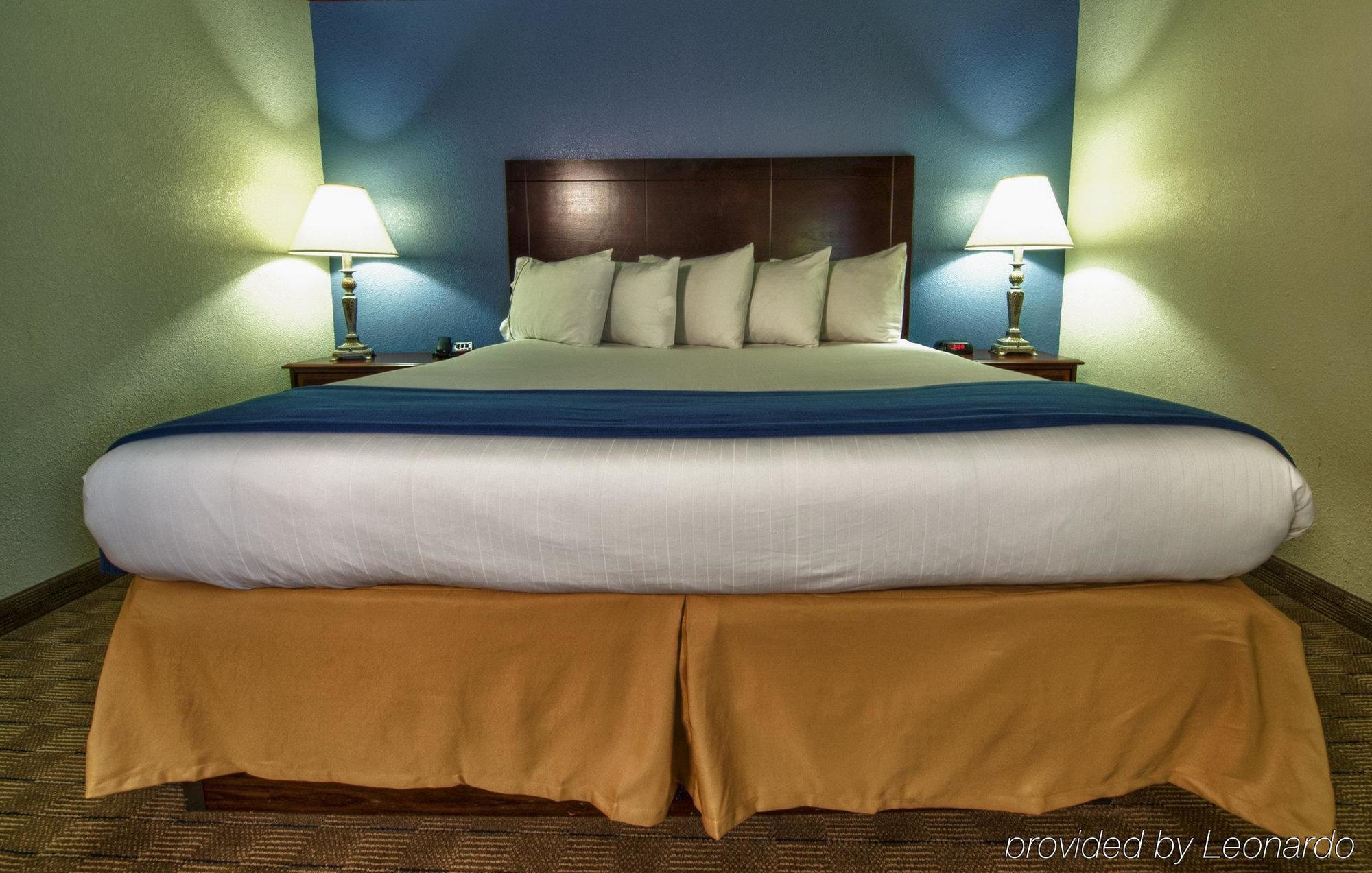 Hotel Spark By Hilton Spring Fayetteville Spring Lake
